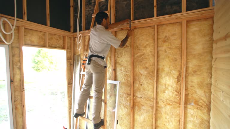 Best Insulation for Metal Buildings  in Moosic, PA